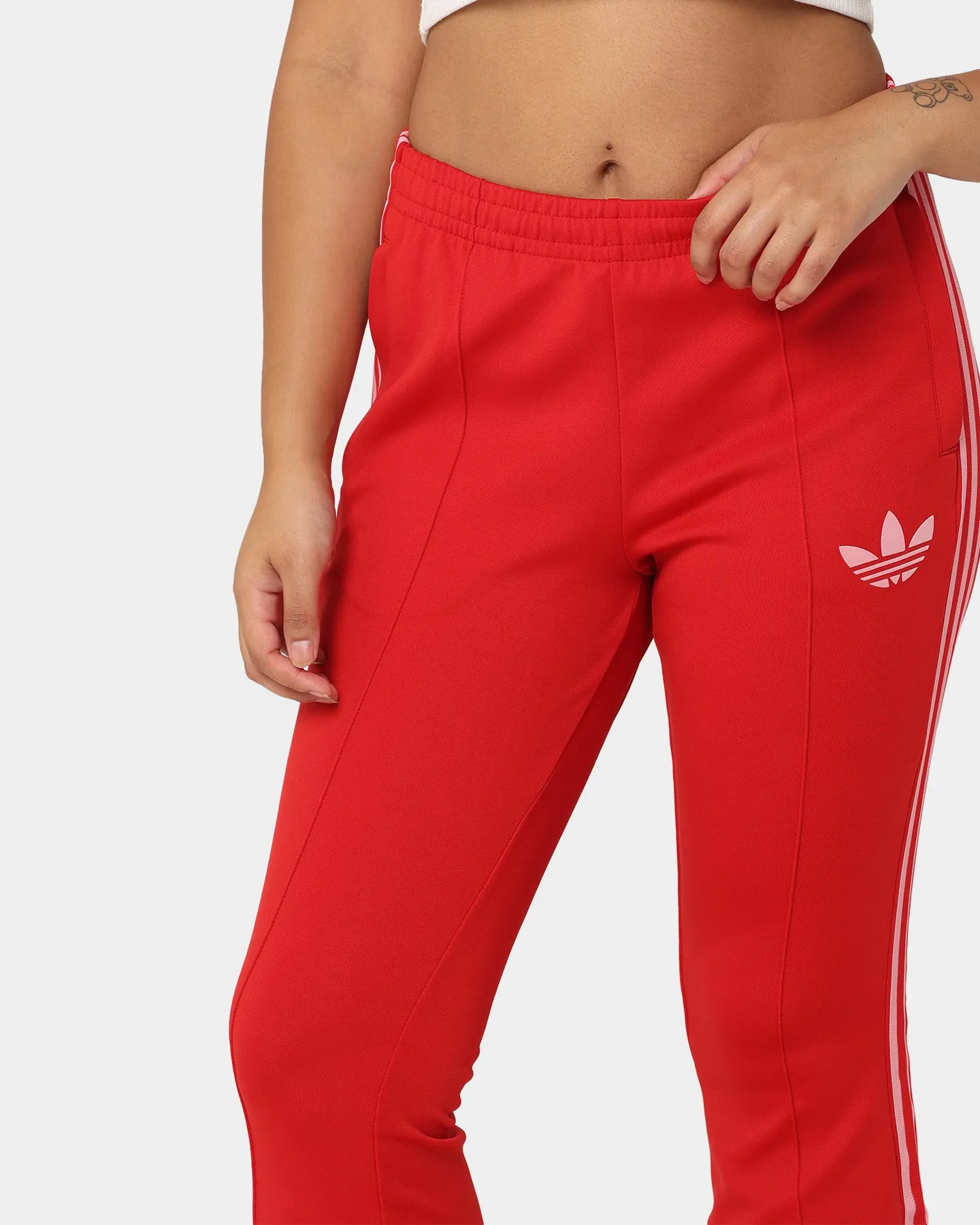 Adidas Adicolor Women's Flared Trackpants Scarlet