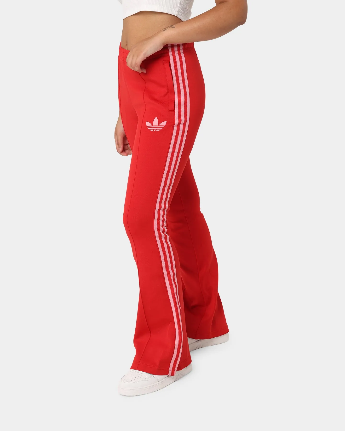 Adidas Adicolor Women's Flared Trackpants Scarlet