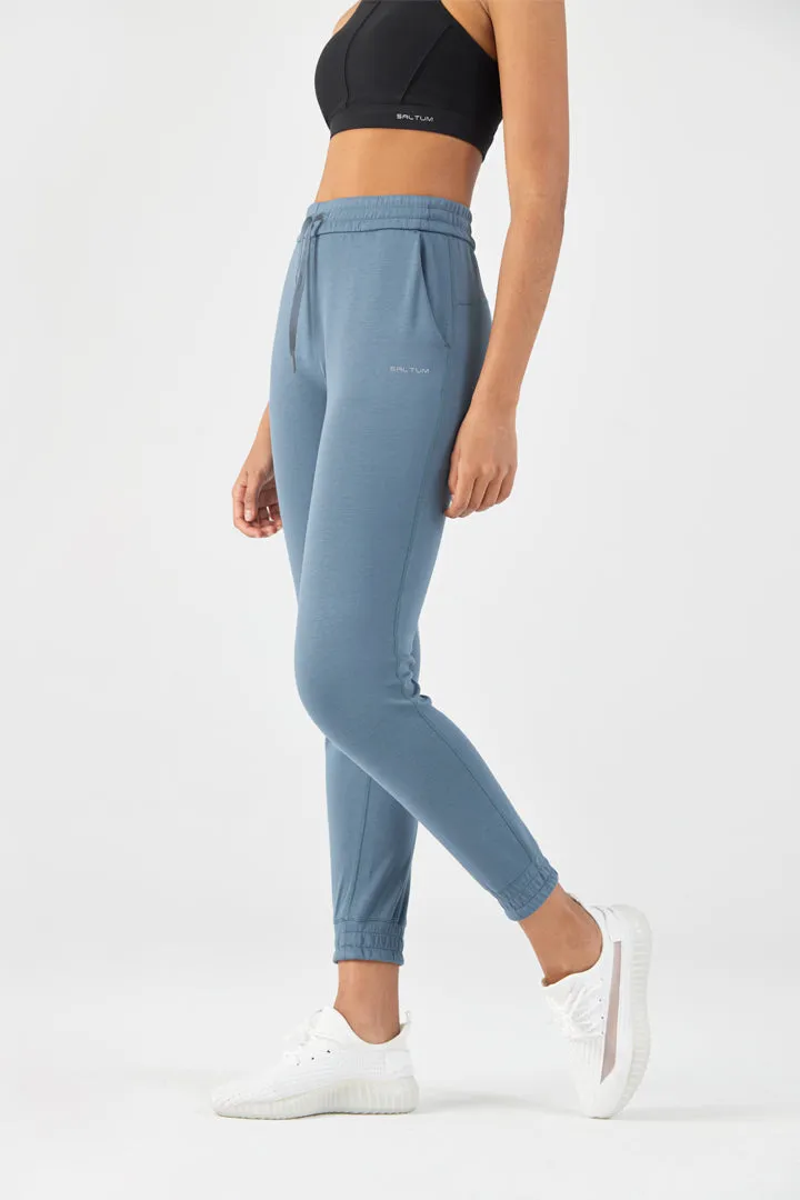 AeroChic™ High-Rise Jogger