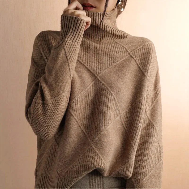 Chunky Knit Roll Turtleneck