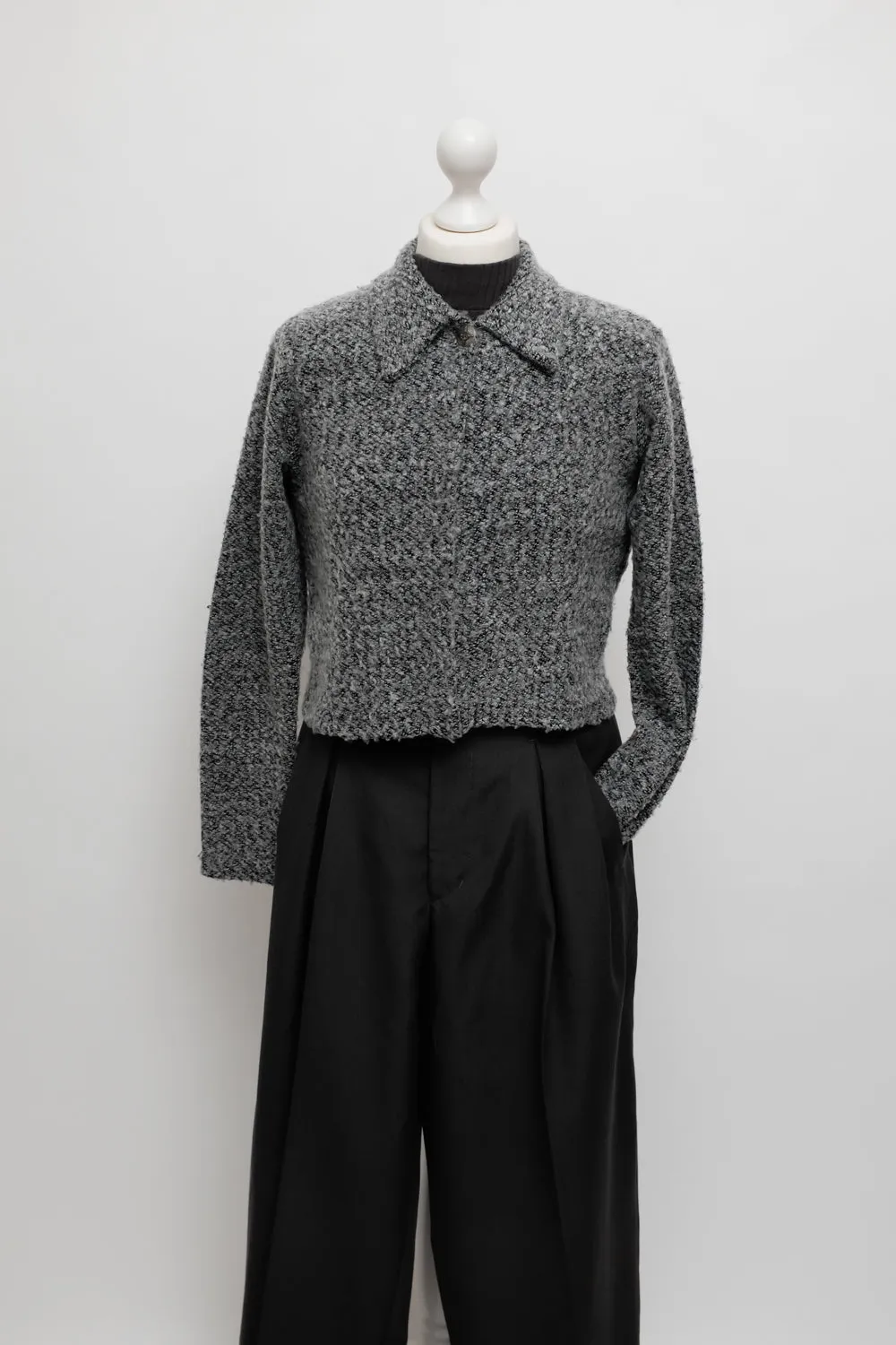 CROPPED WOOL BOUCLE GREY CARDIGAN