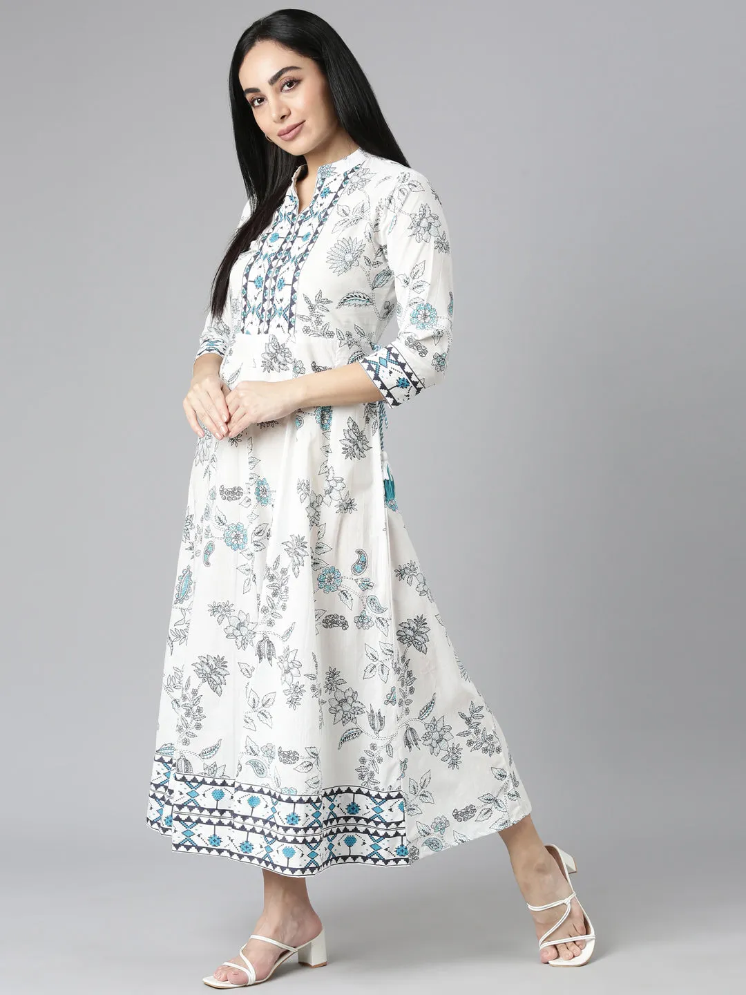 Neerus Blue Straight Casual Floral Maxi Dresses