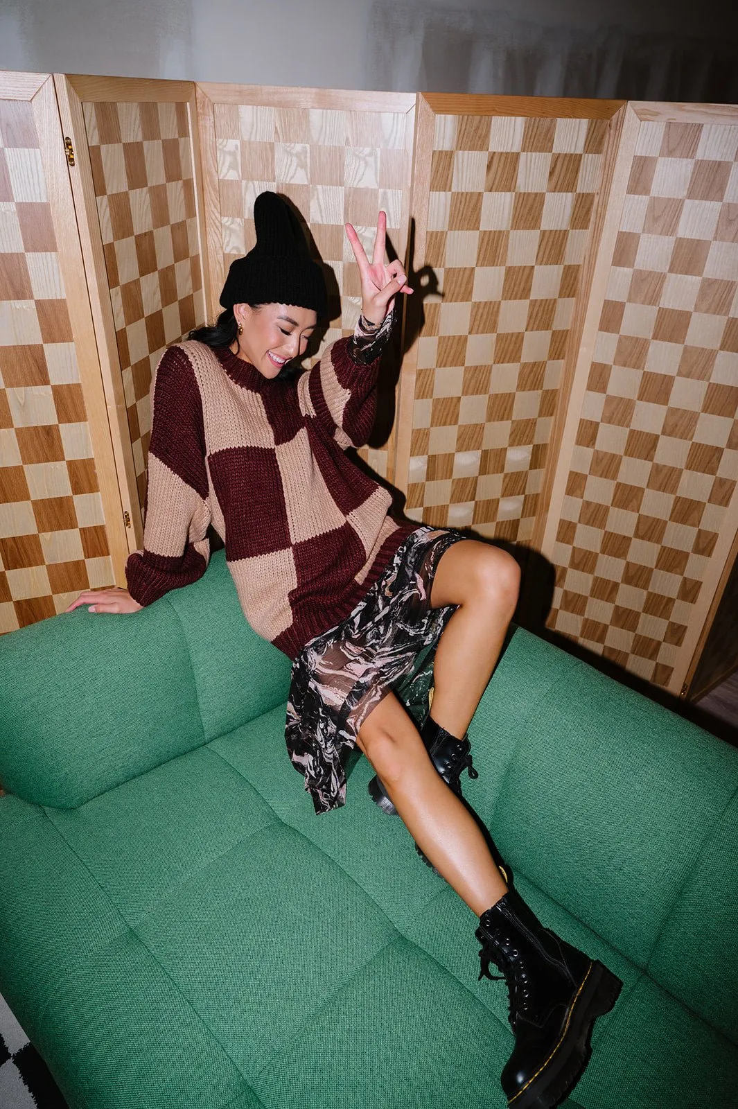 Rue Oversized Checkerboard Knit in Tan/Brown