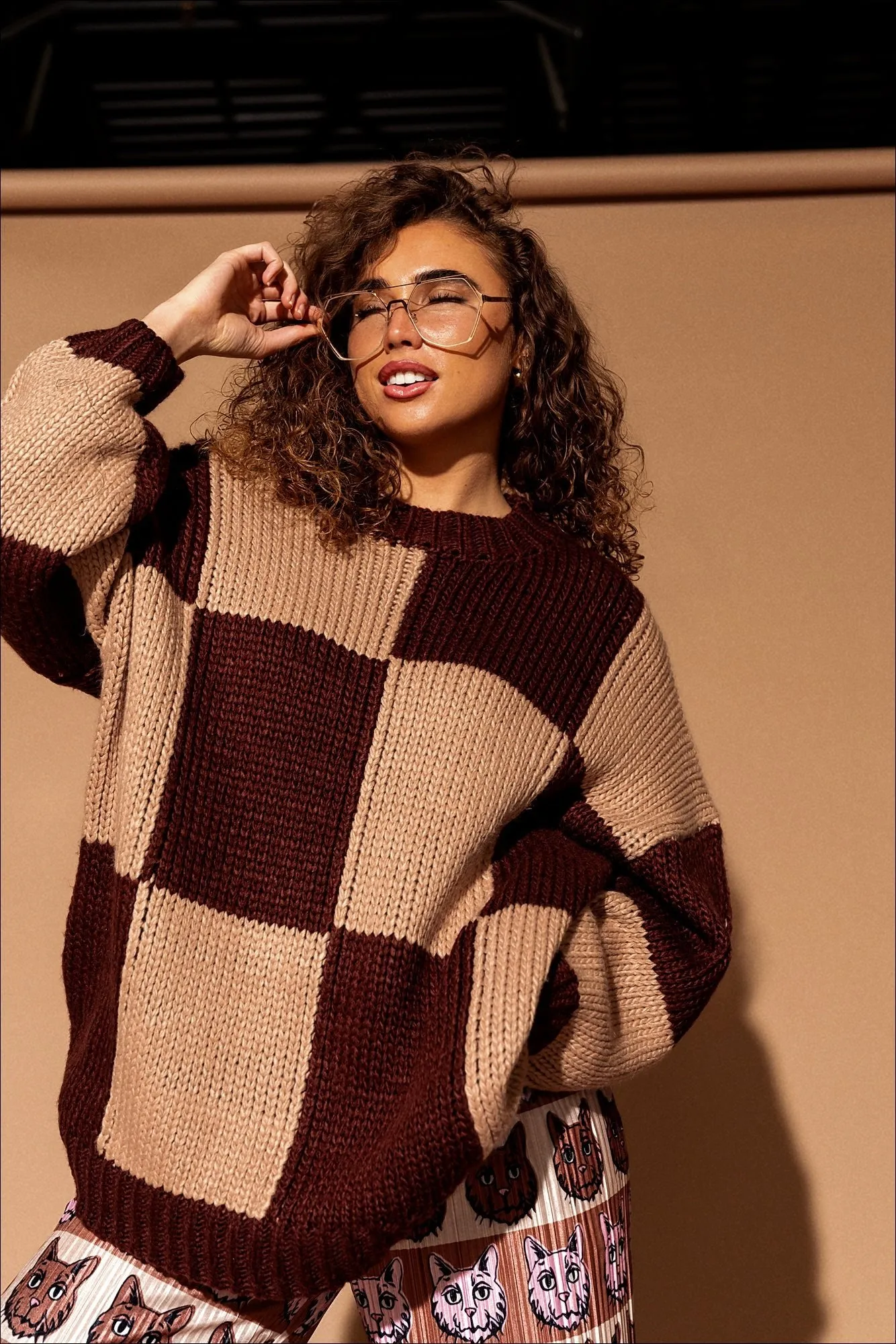 Rue Oversized Checkerboard Knit in Tan/Brown