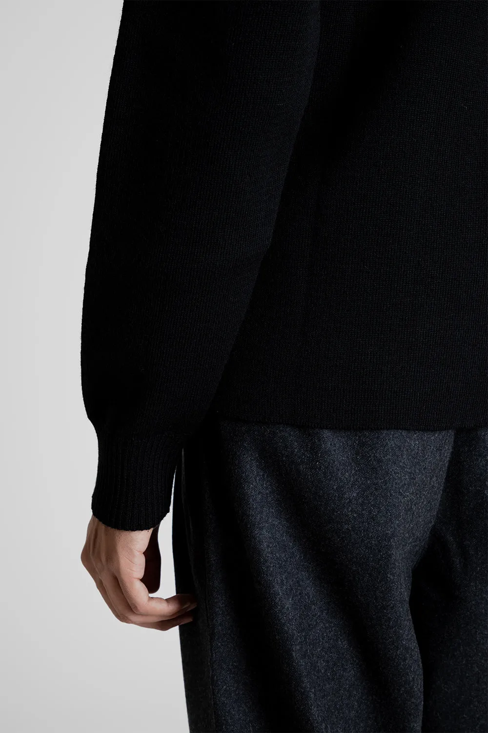 Saint Pol Turtleneck Jumper - Black